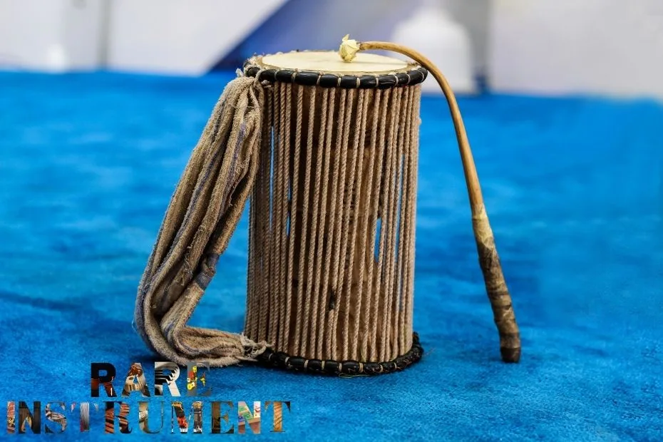 Dundun Talking Drum (1)